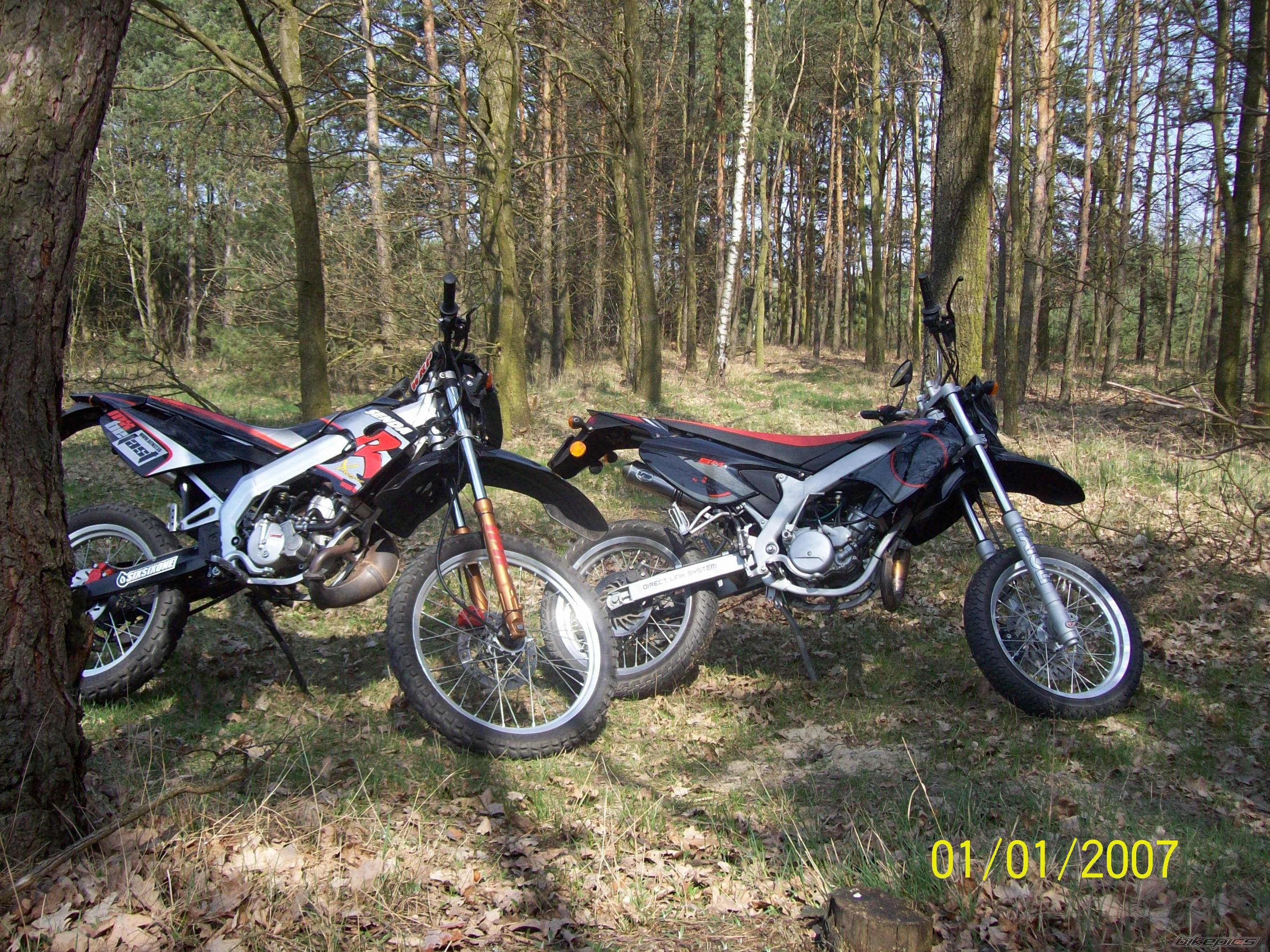 Photo 1846624
