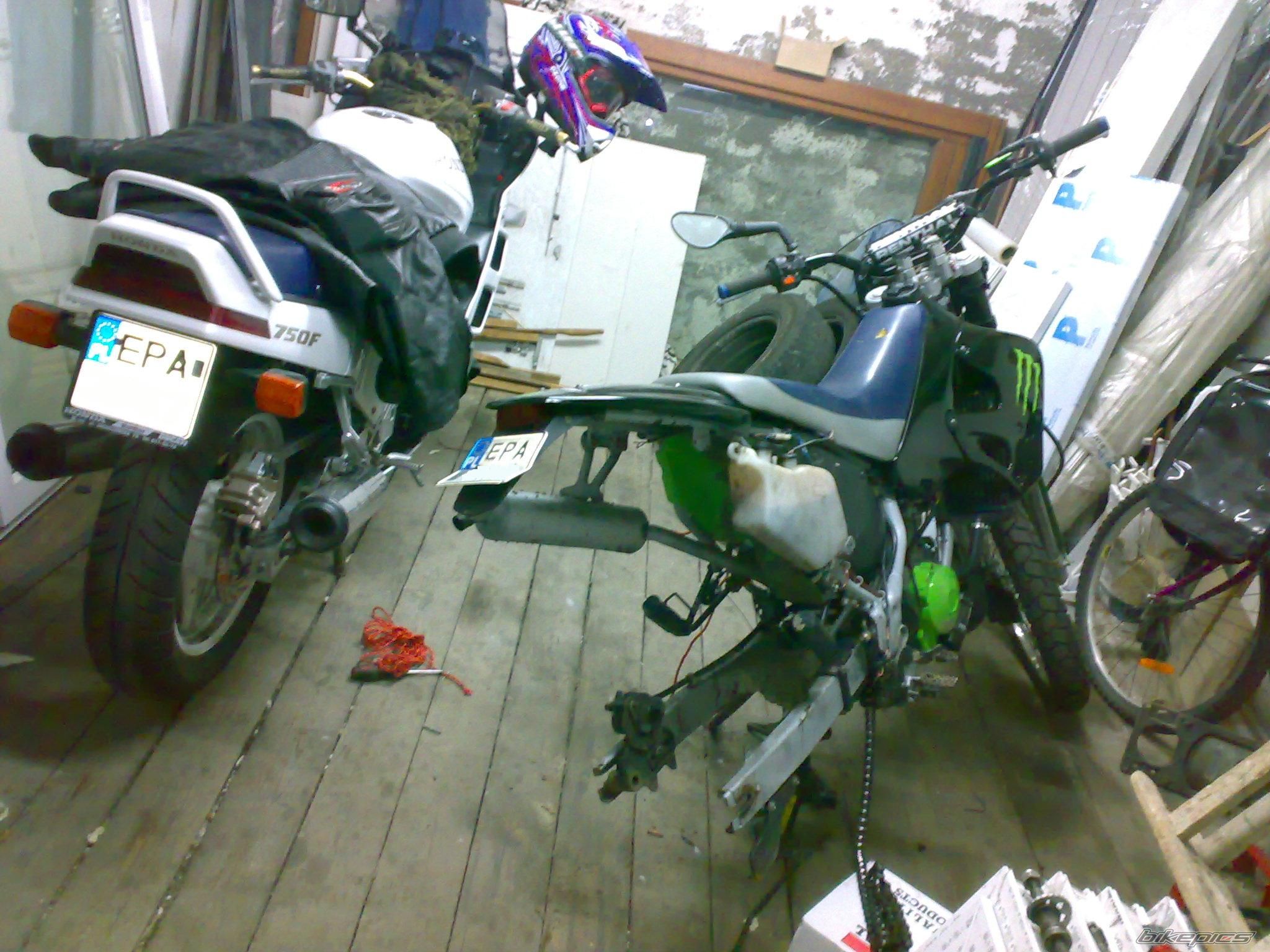 Photo 1846678