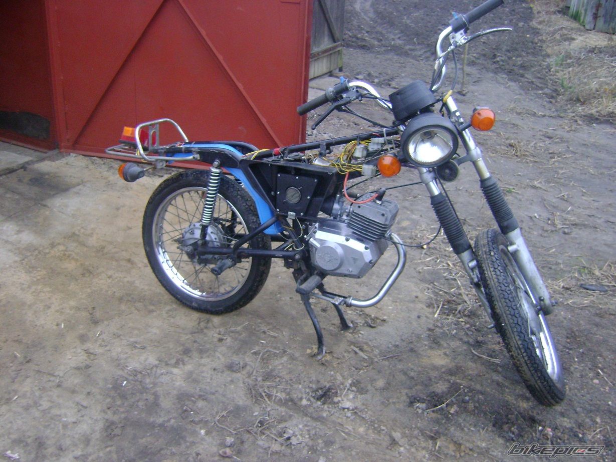 Photo 1846691