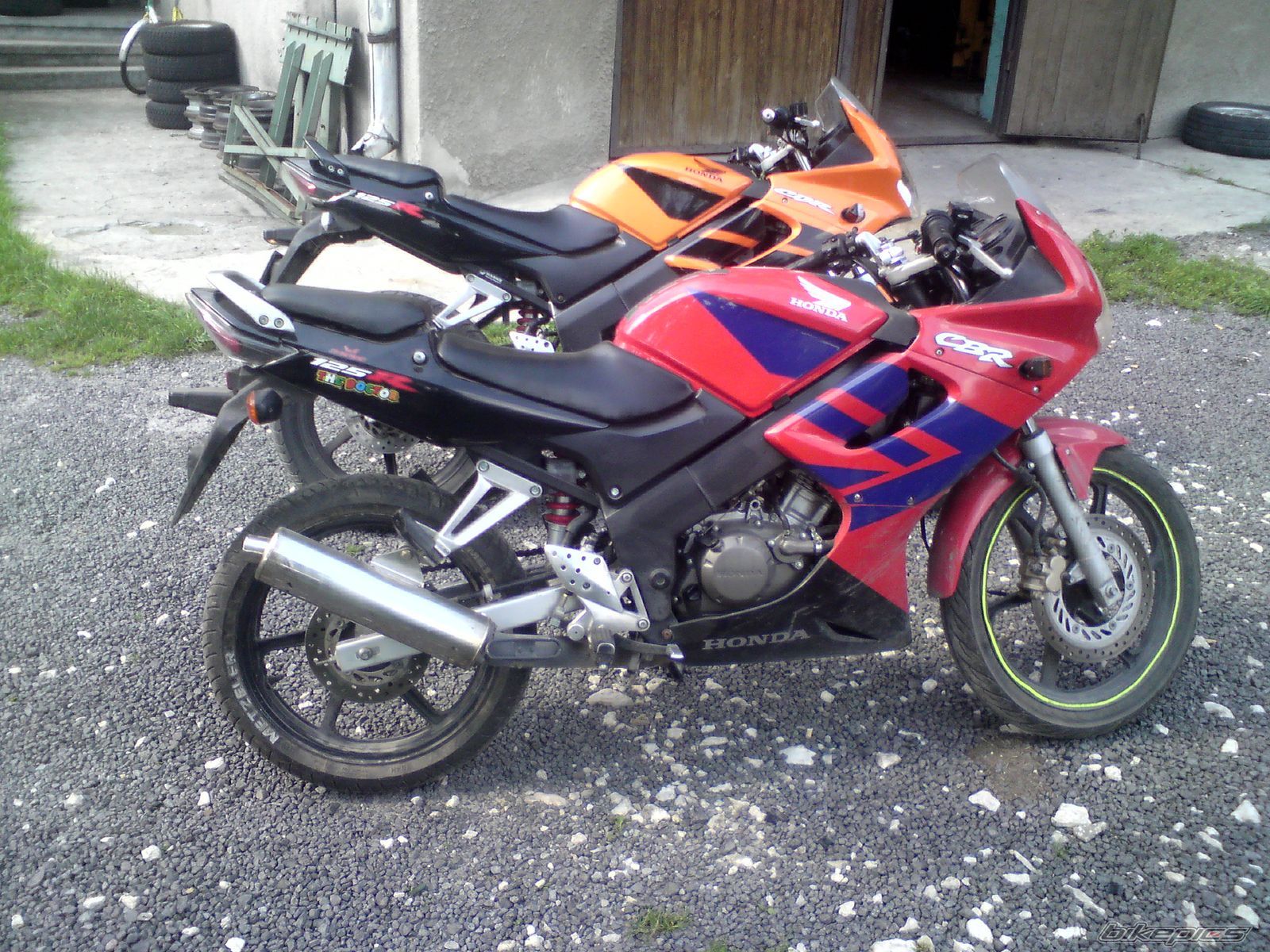 Photo 1847180