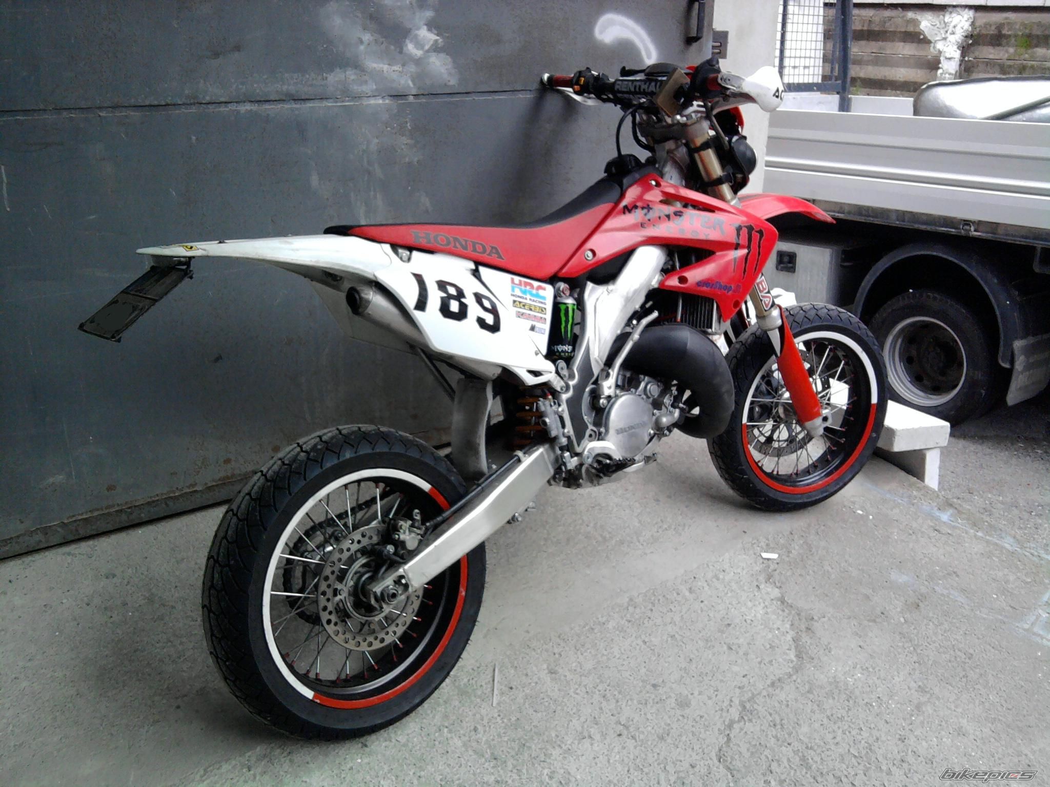 Photo 1847342