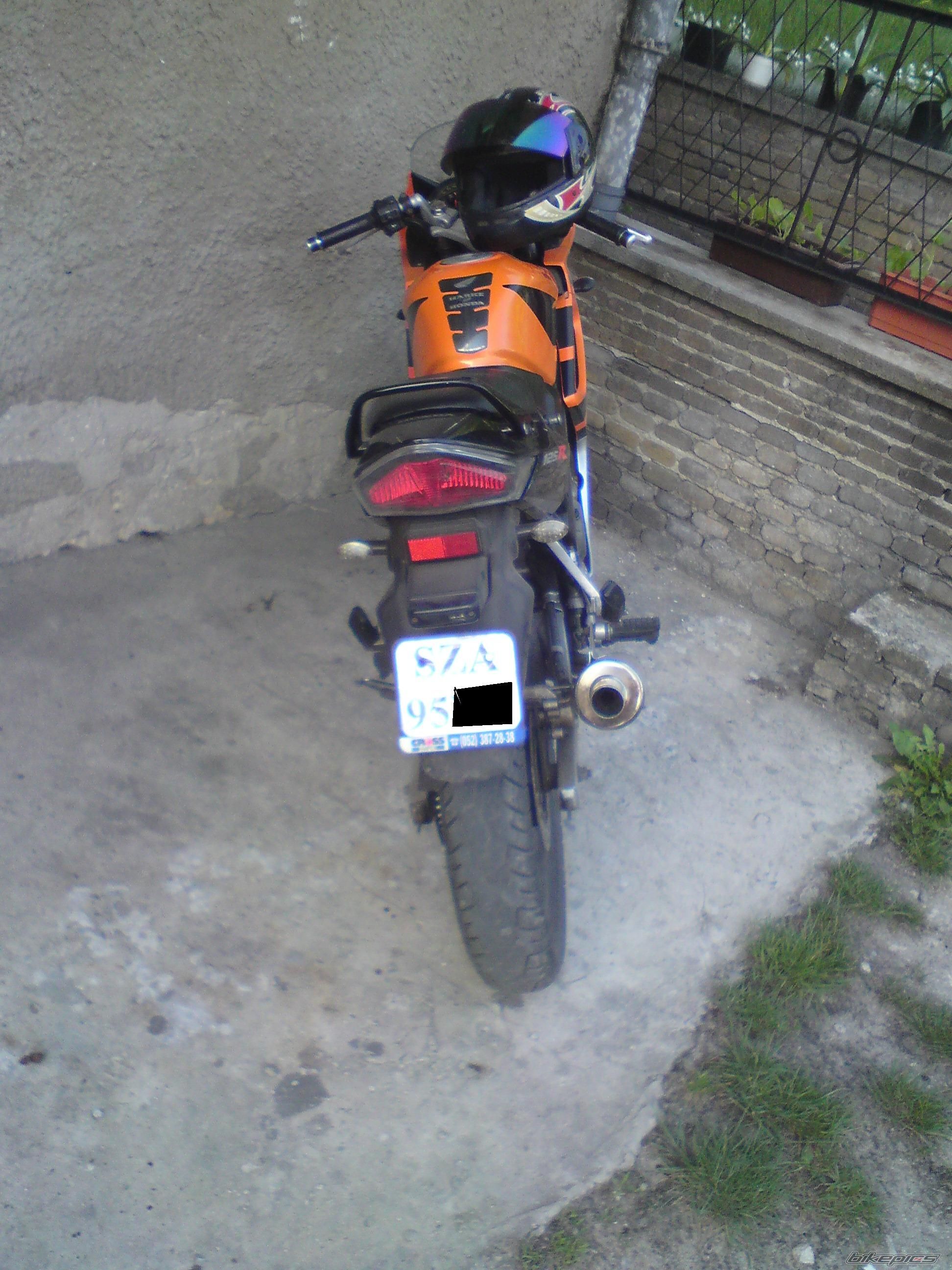 Photo 1847419