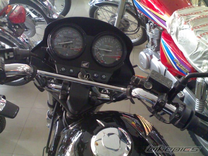 Photo 1847639