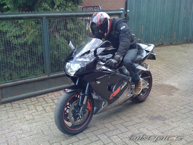 Photo 1848199