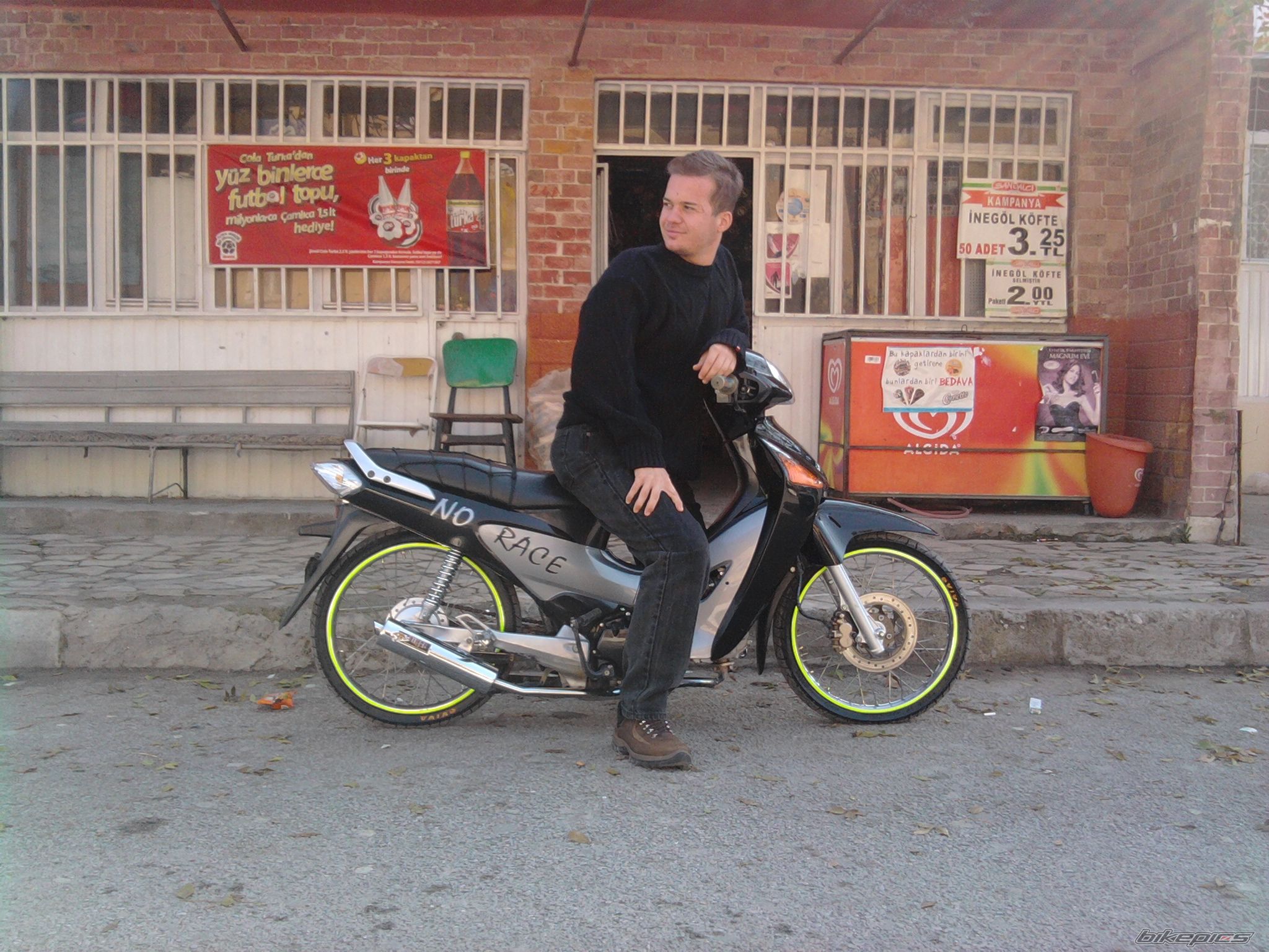Bike Photo 1848572