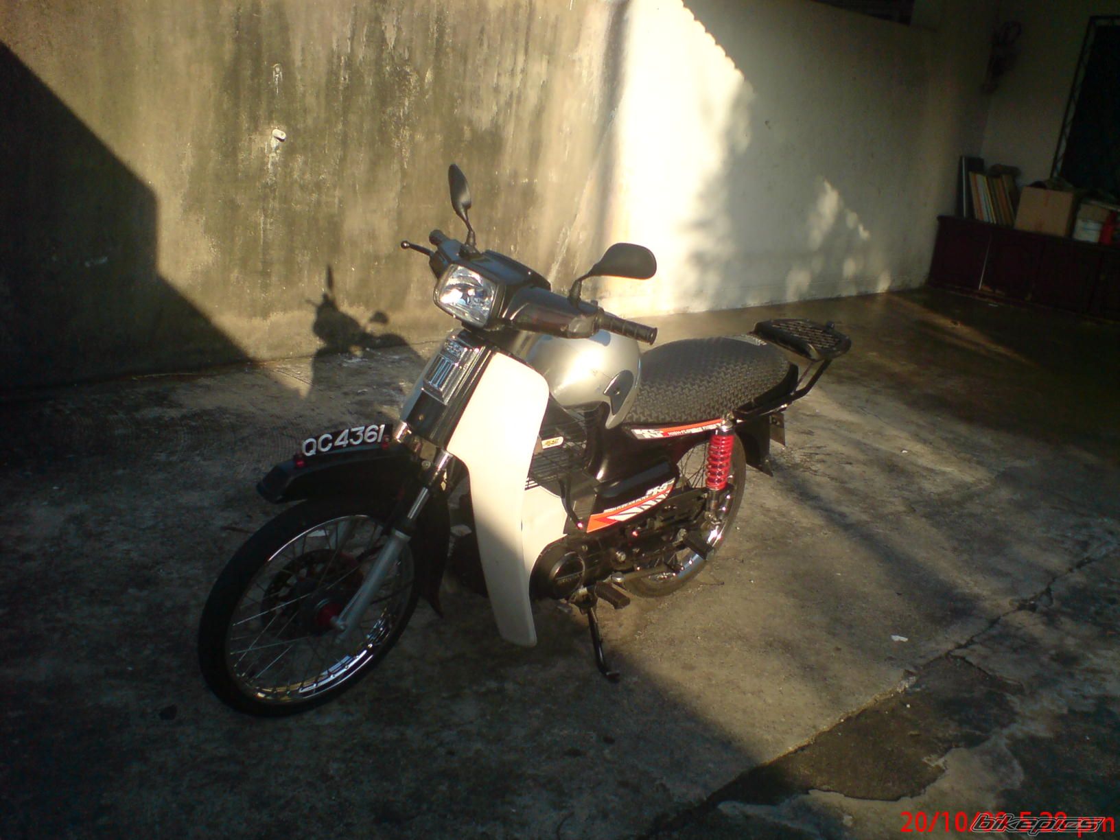 Photo 1849195