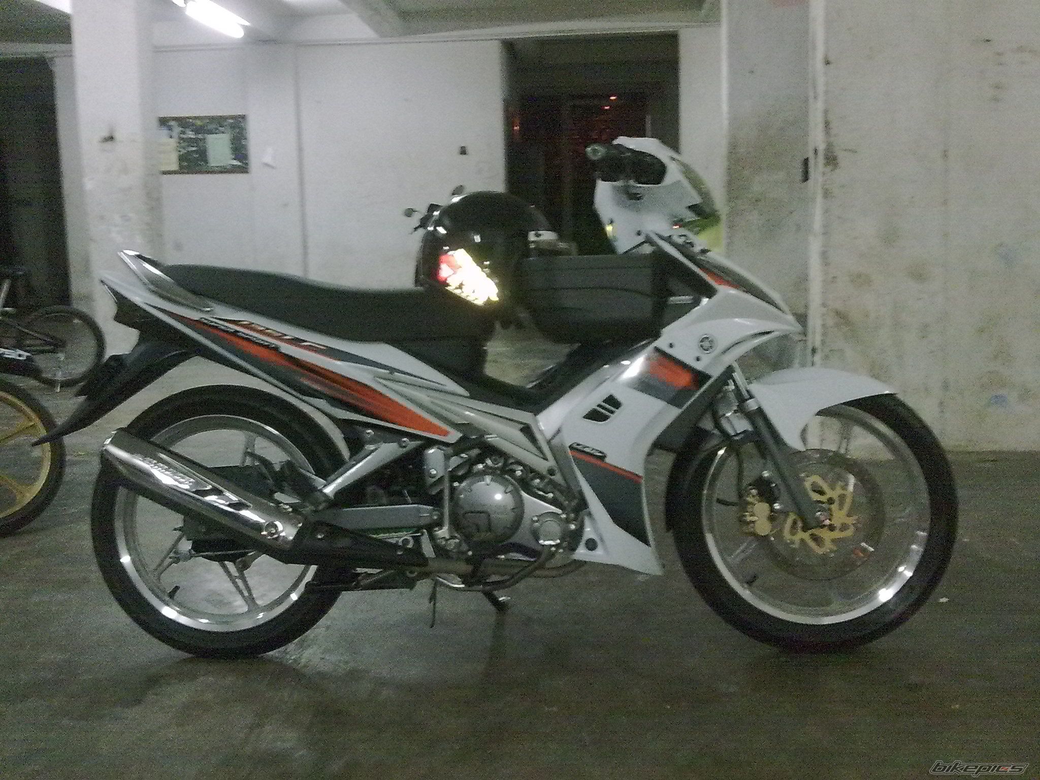 Photo 1849353