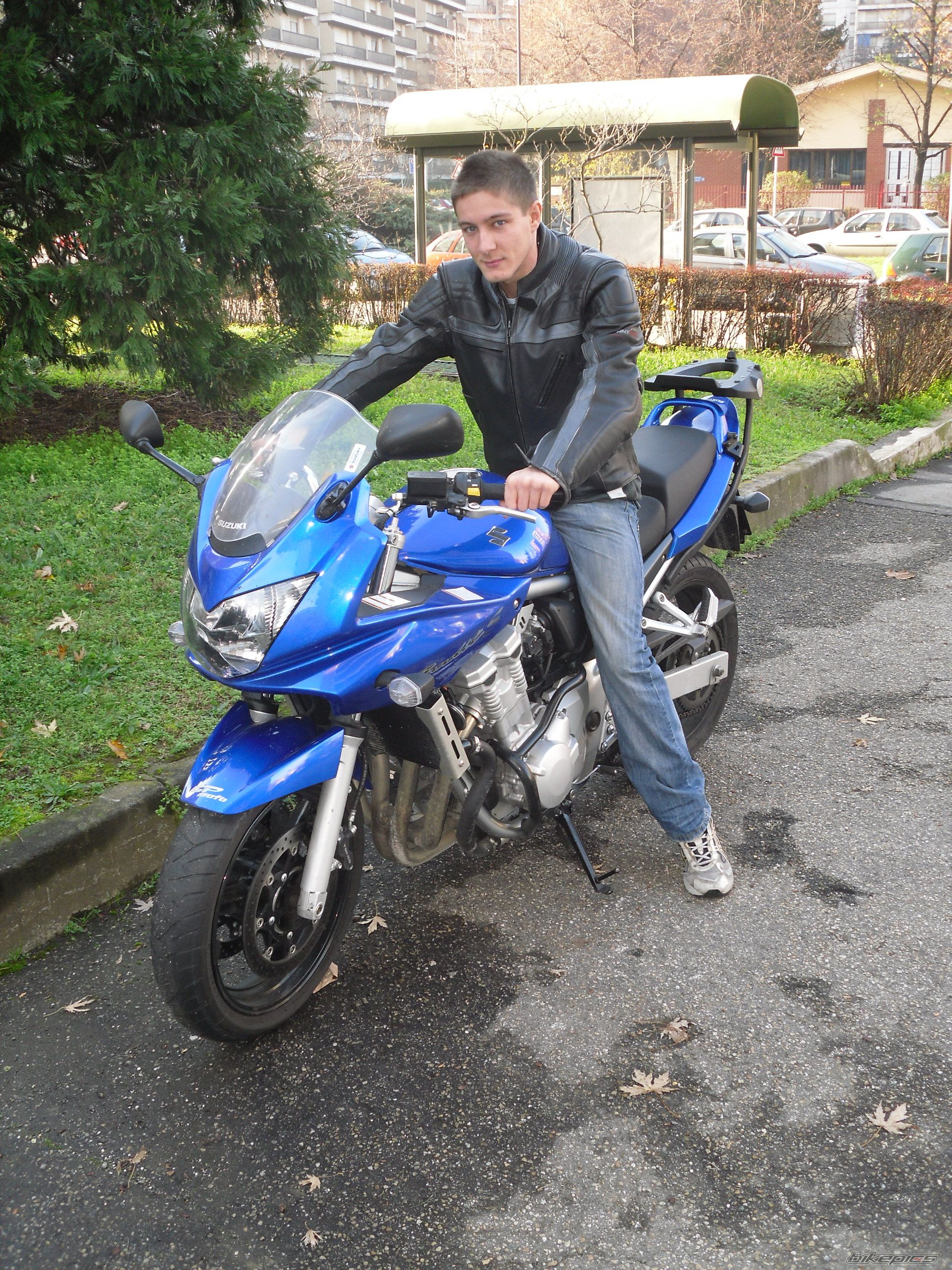 Bike Photo 1849376
