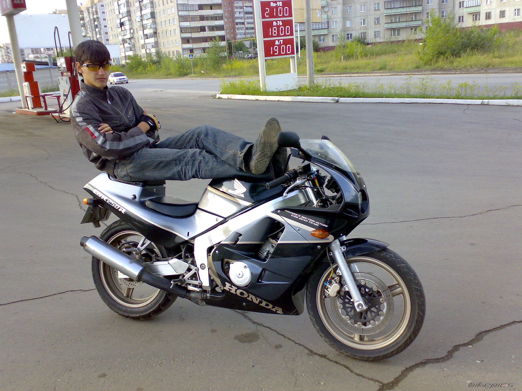 Bike Photo 1849460