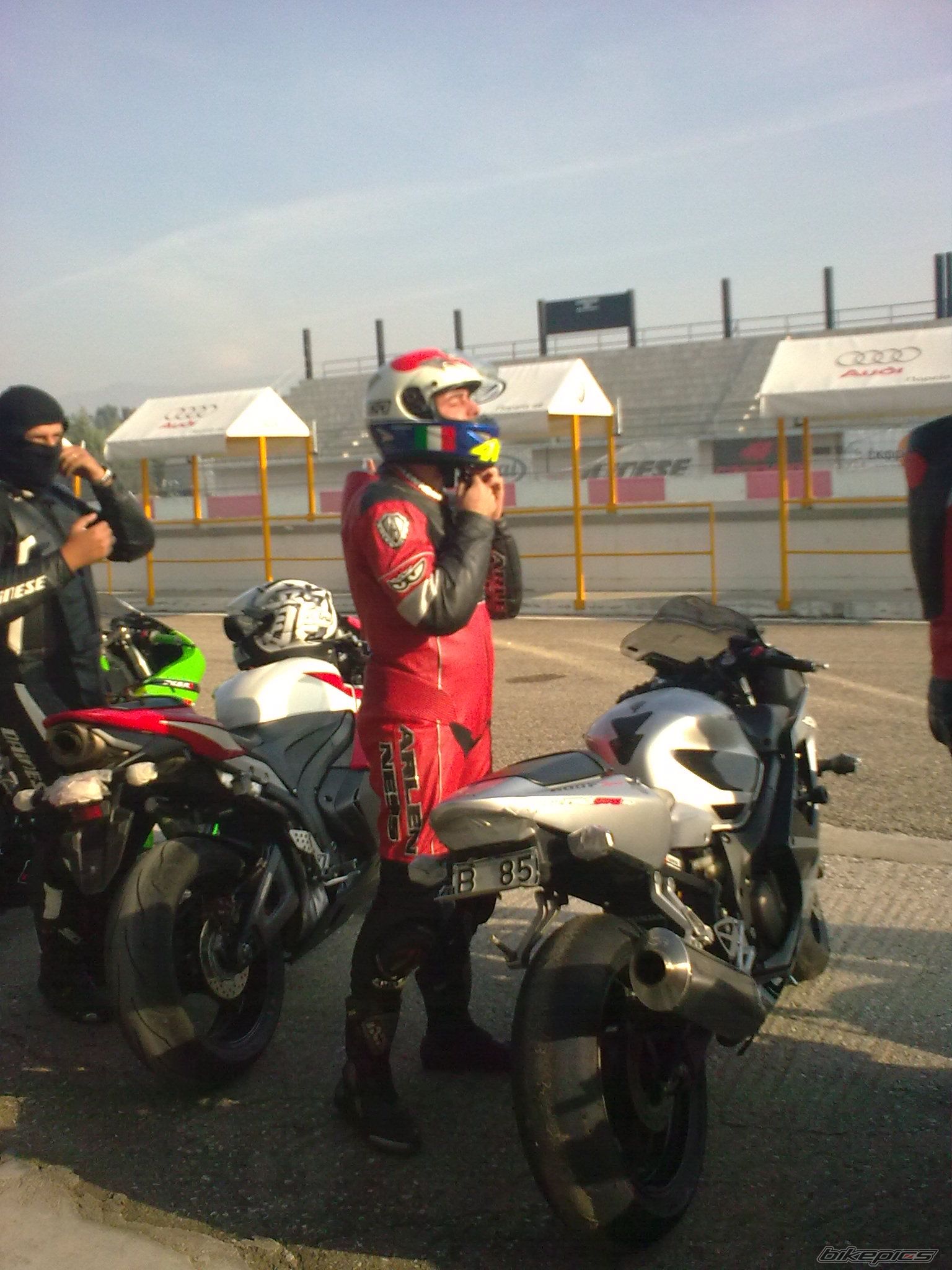Photo 1849921