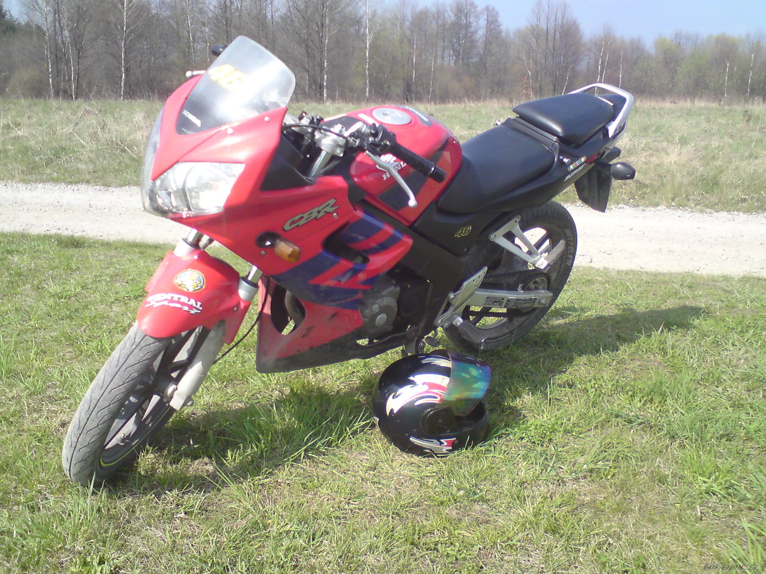 Photo 1850037