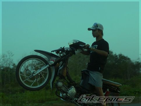 Photo 1850123