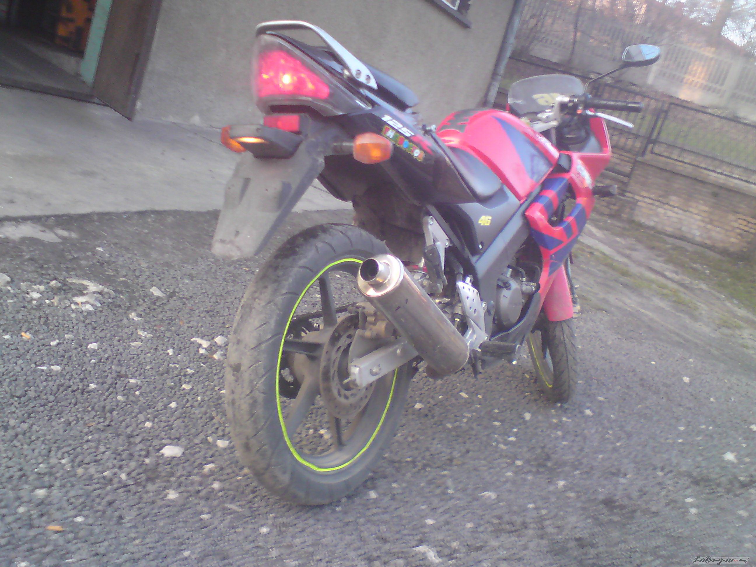 Photo 1850132