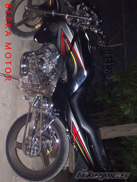 Photo 1850135