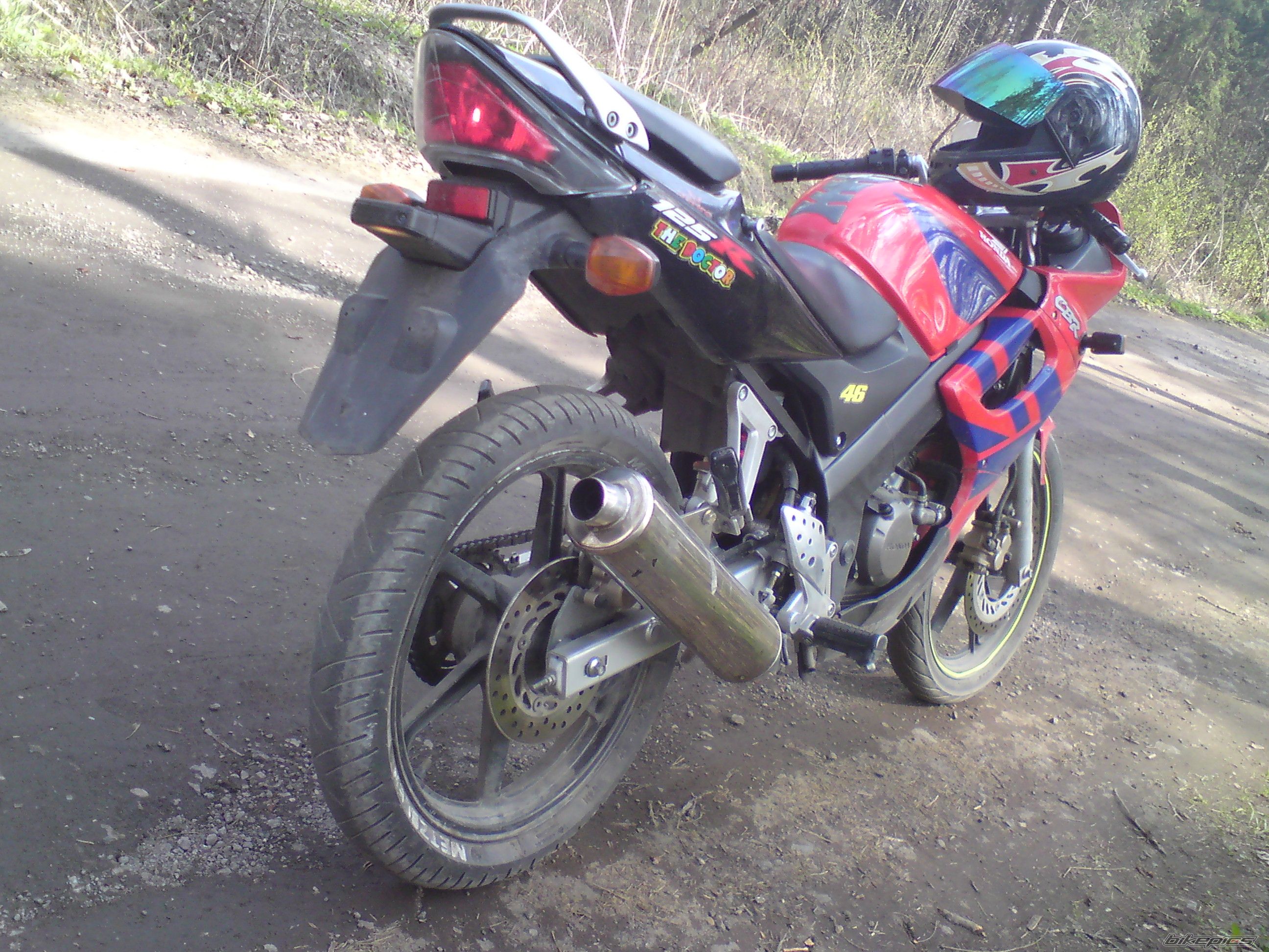 Photo 1850173