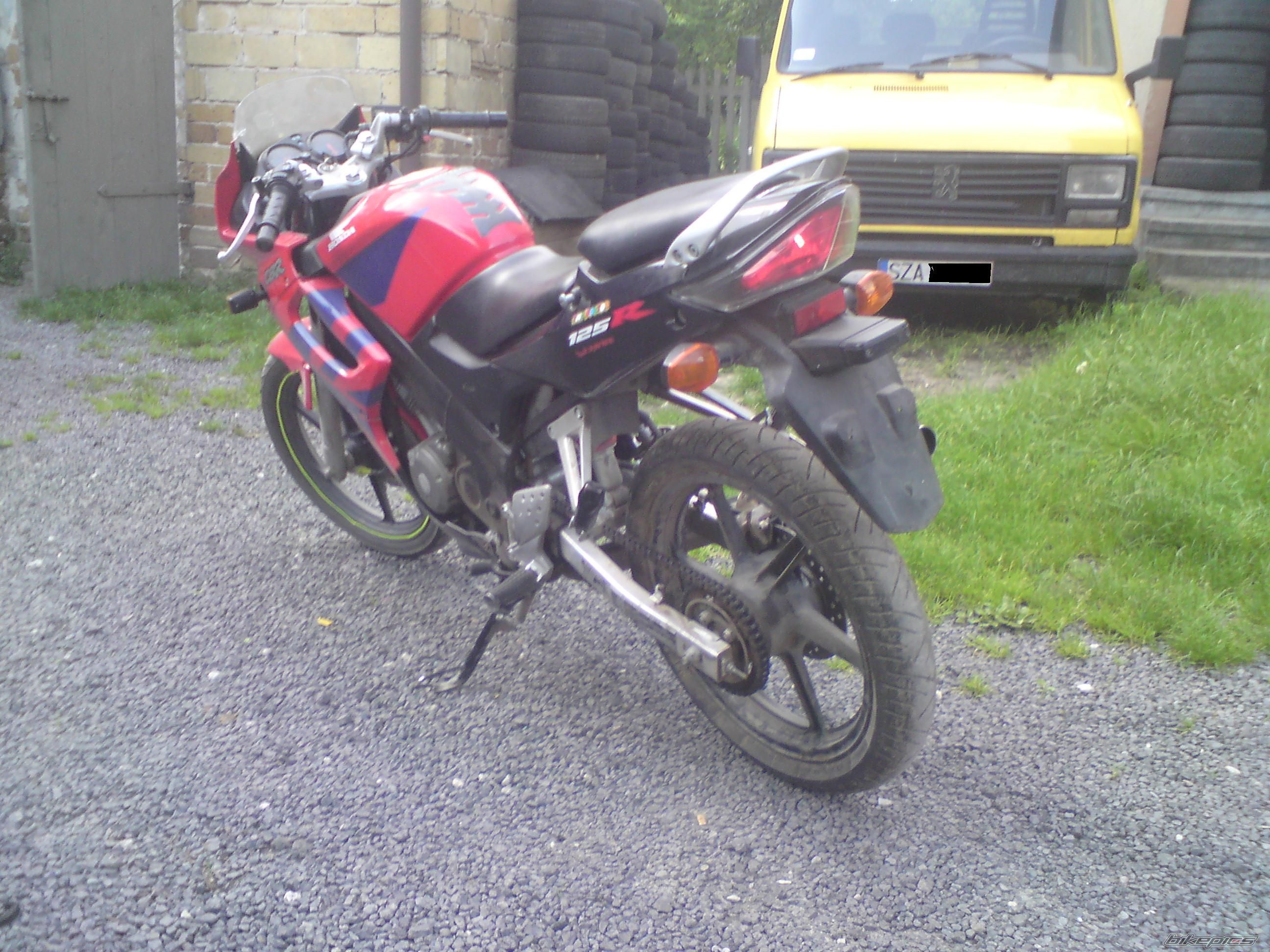Photo 1850194