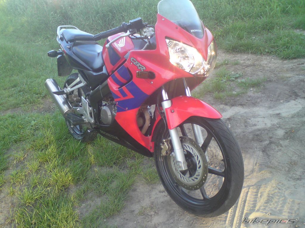 Photo 1850196