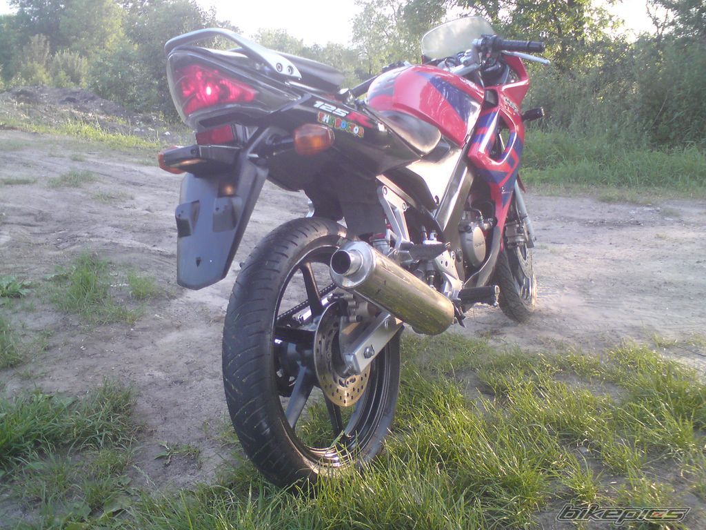 Photo 1850199