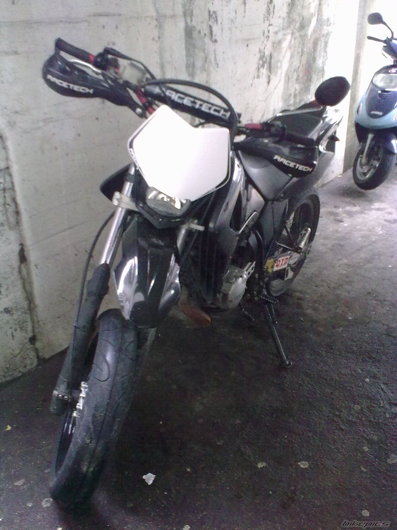 Bike Photo 1850343