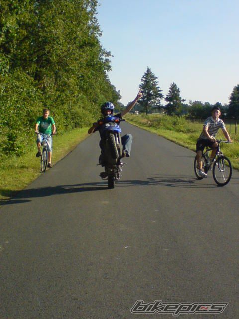 Photo 1850751