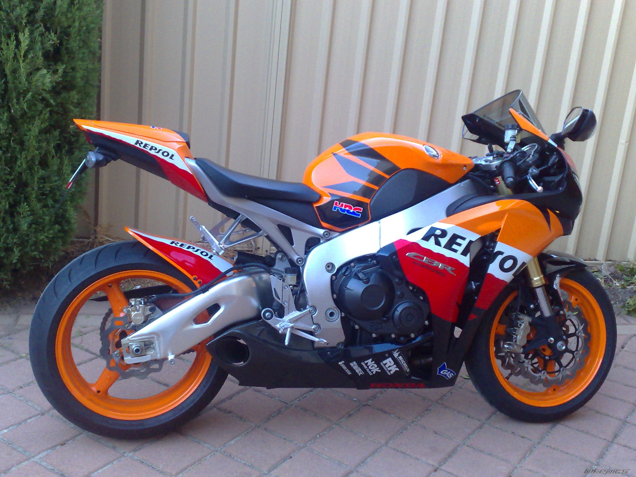 Bike Photo 1851894