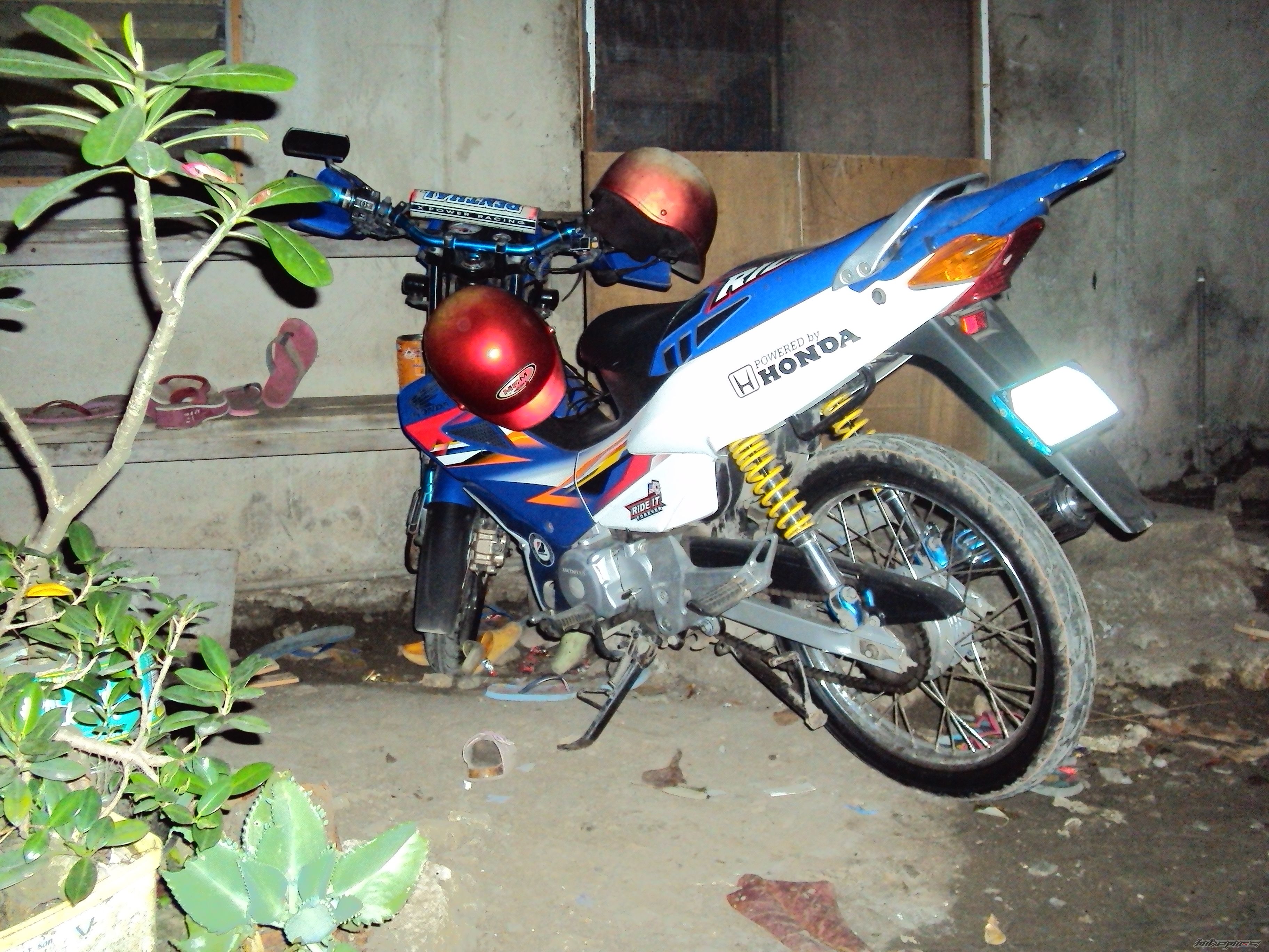 Bike Photo 1851994