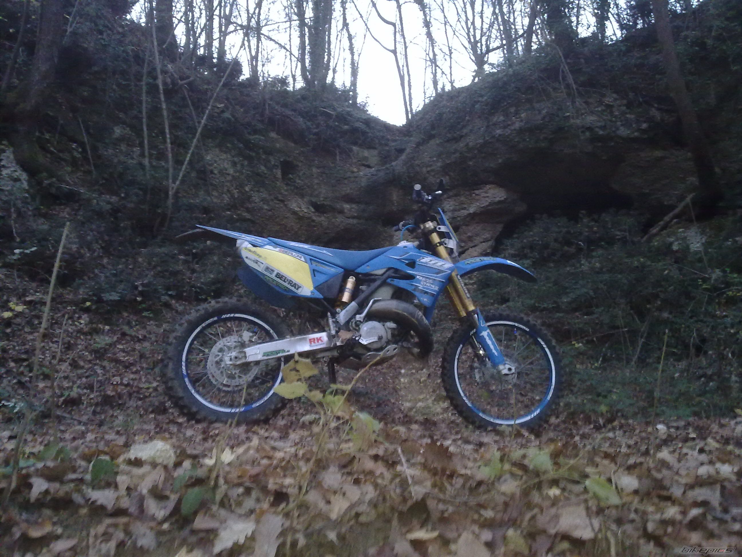 Photo 1852037
