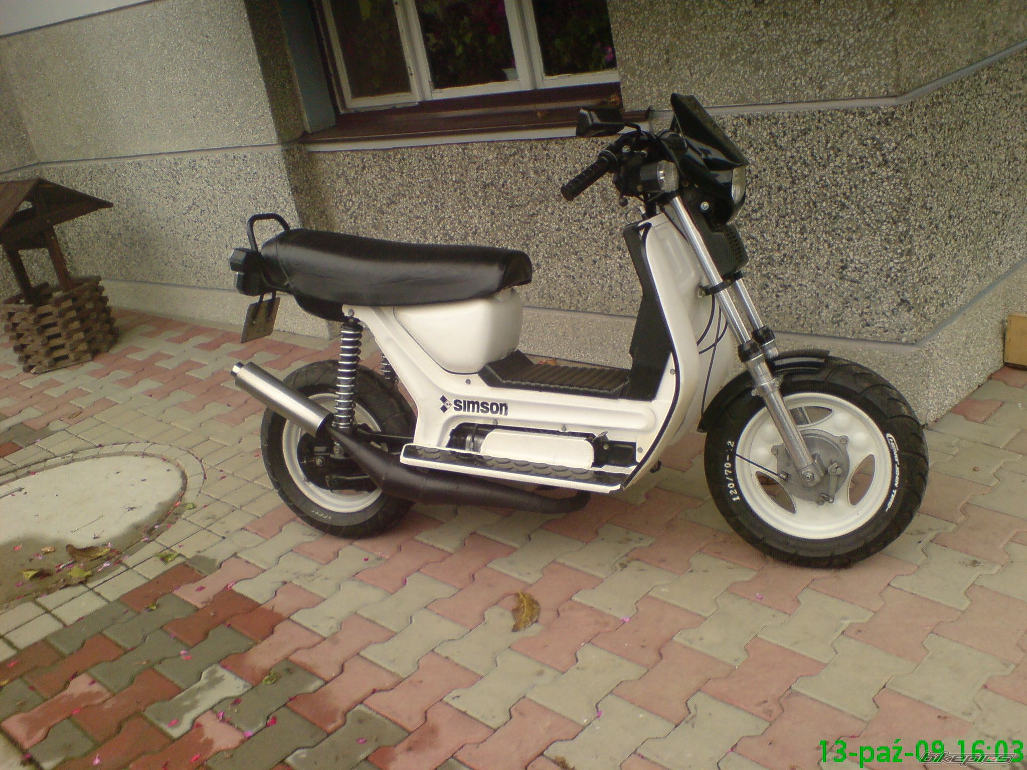 Photo 1852186