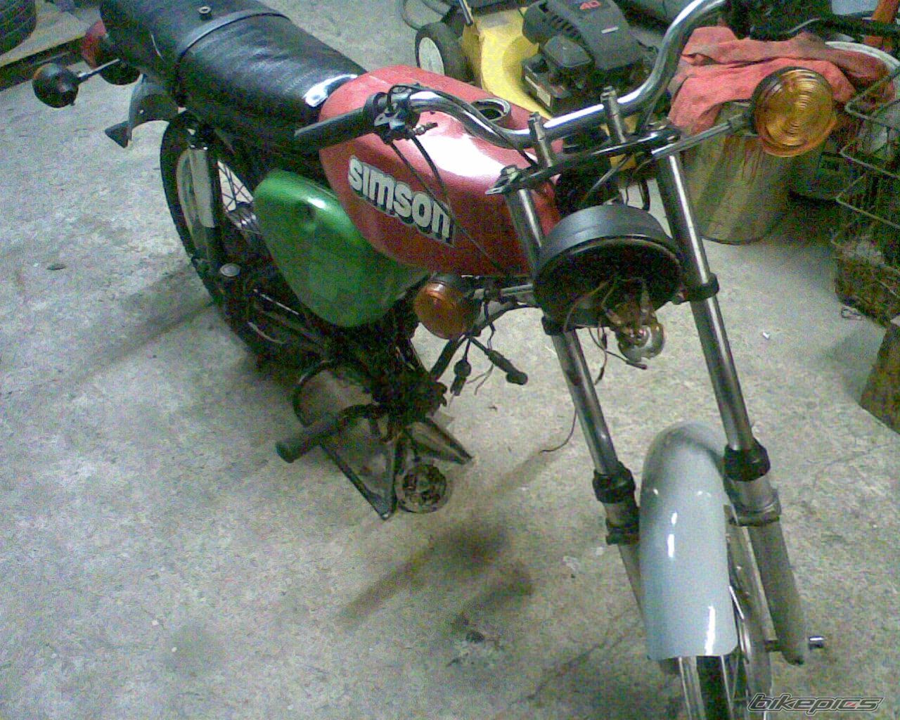 Photo 1852658
