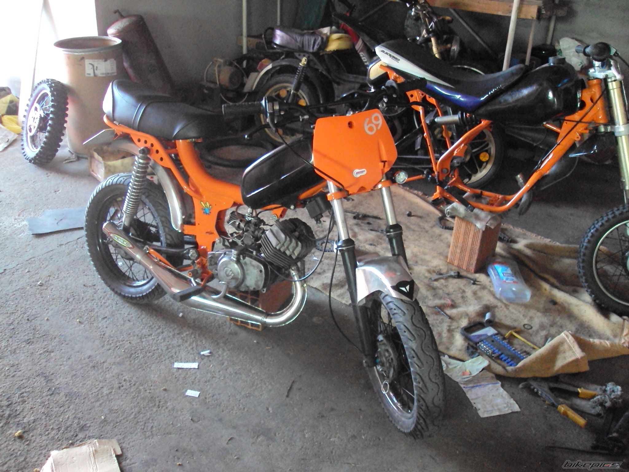 Photo 1853033