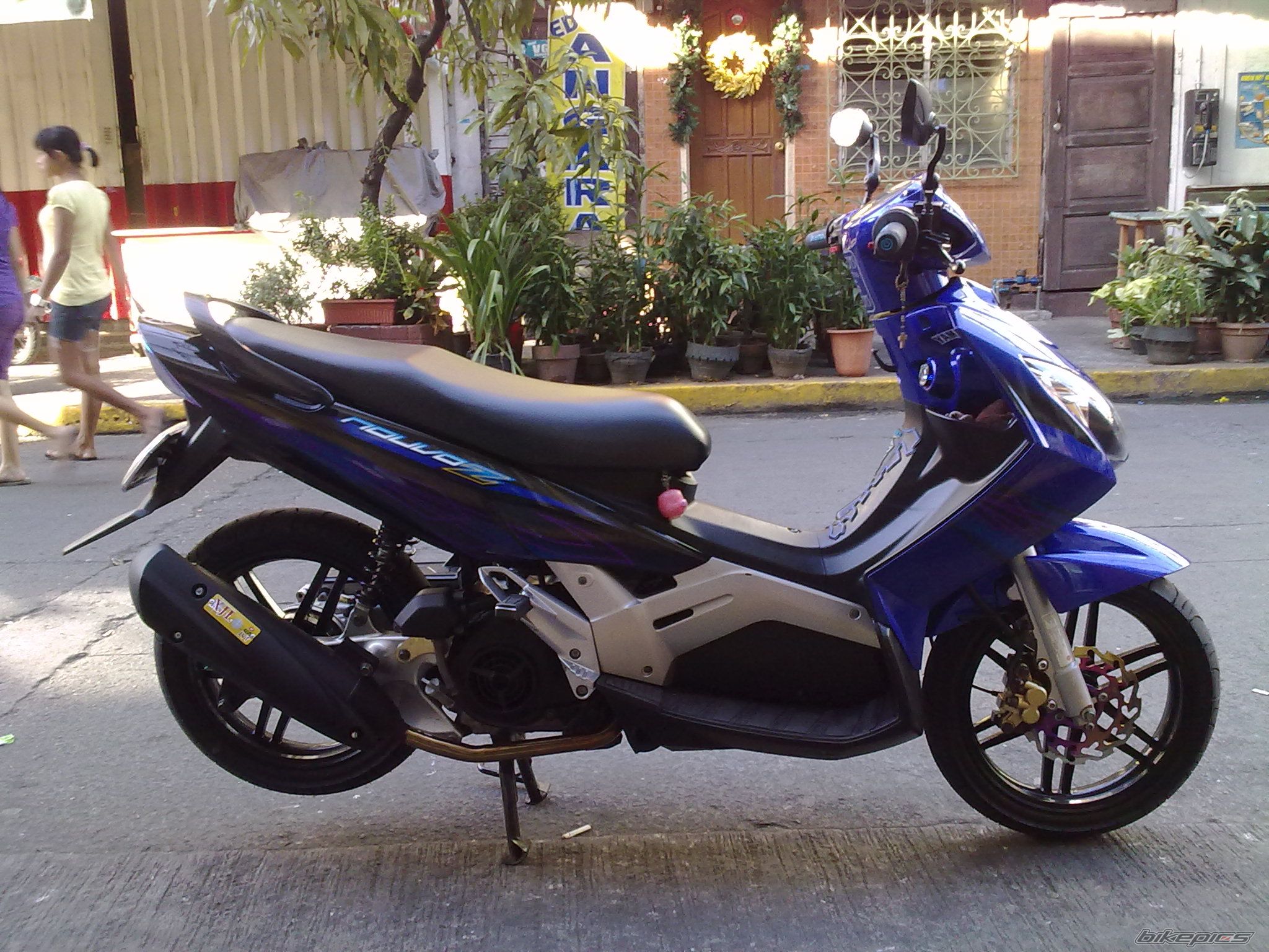 Photo 1853152