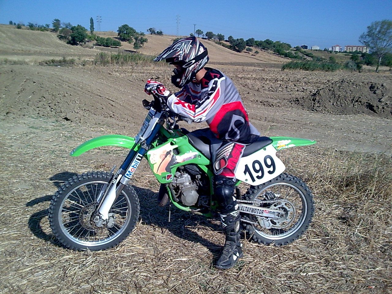 Photo 1853299