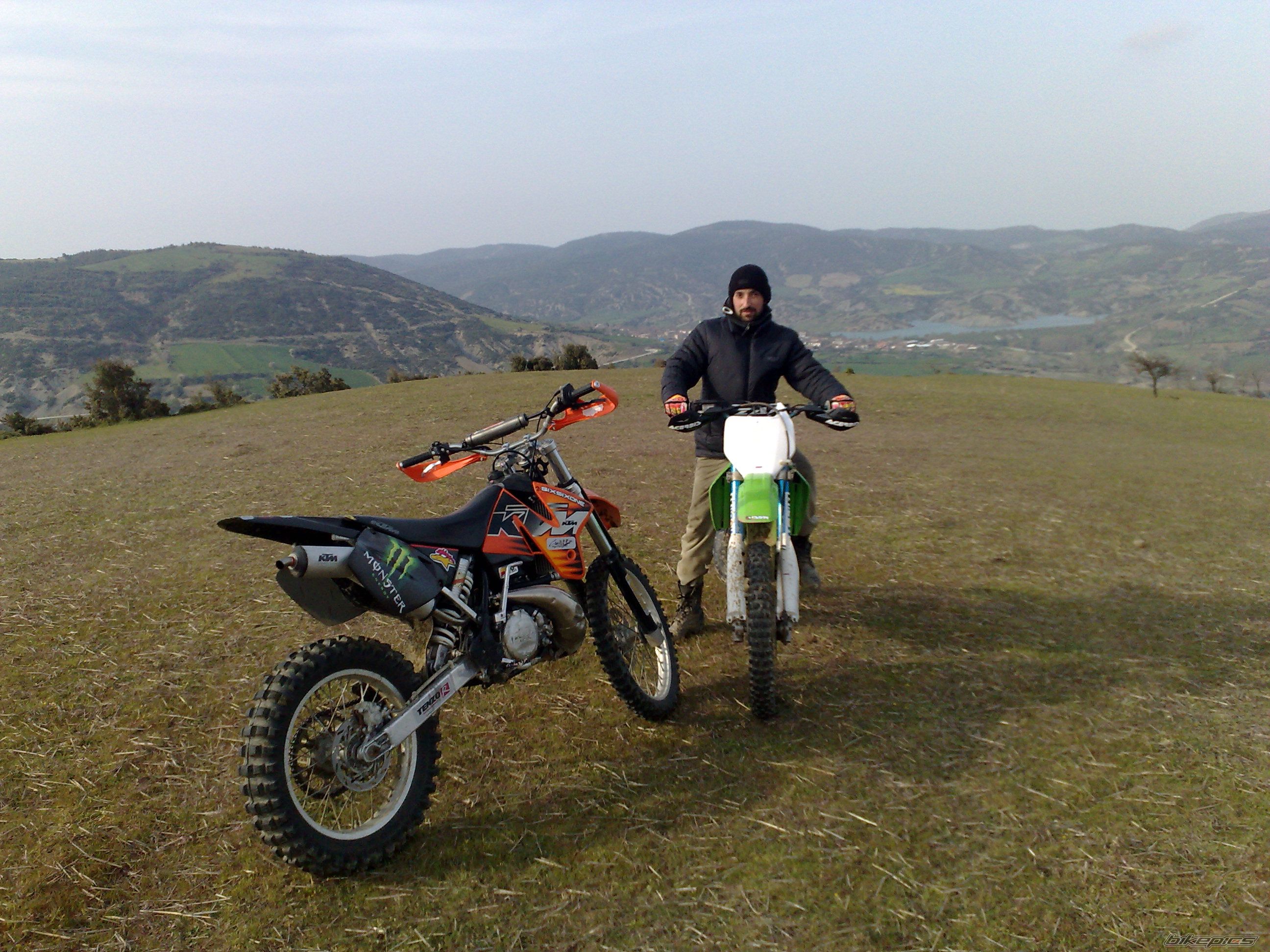 Photo 1853332