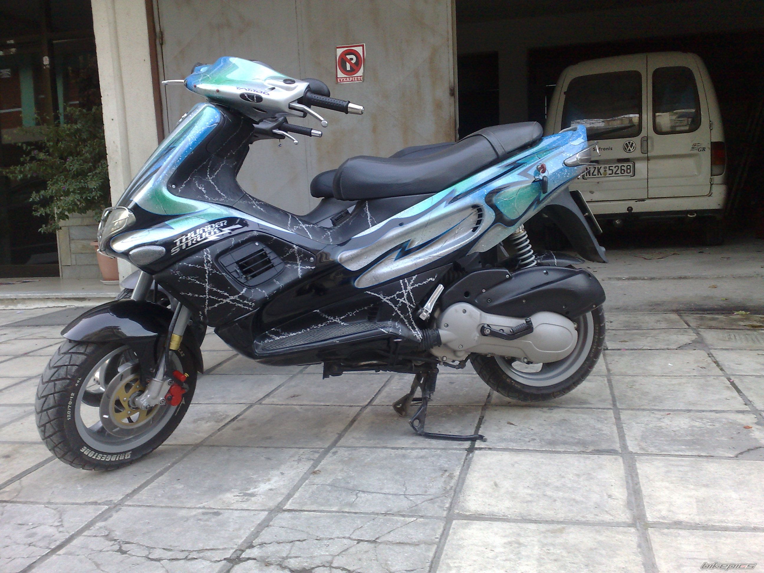 Photo 1853408