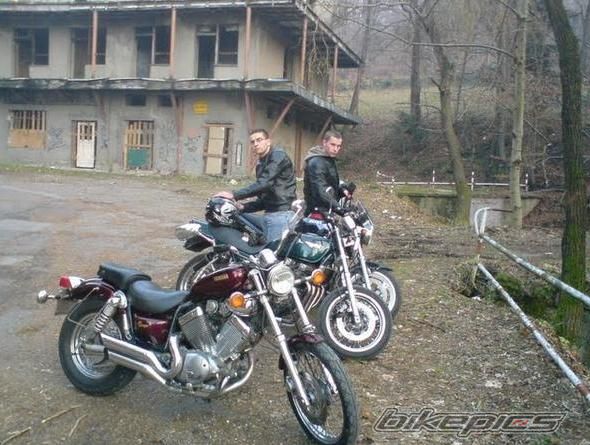 Photo 1853430