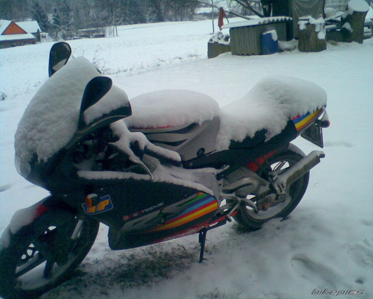Photo 1853759