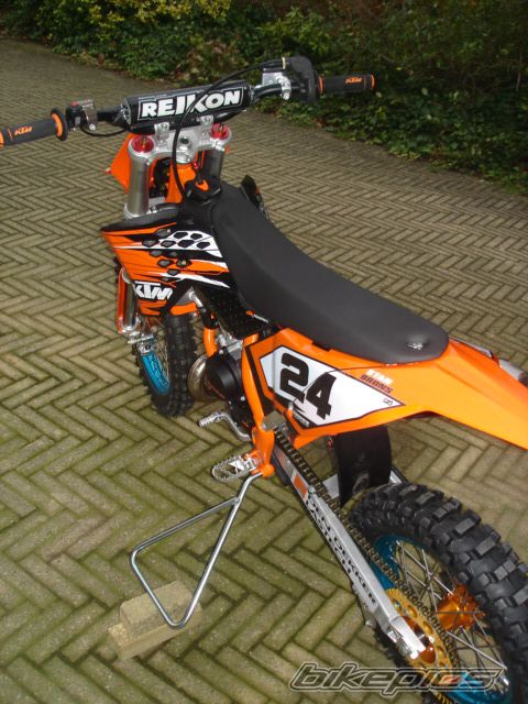 Photo 1853834