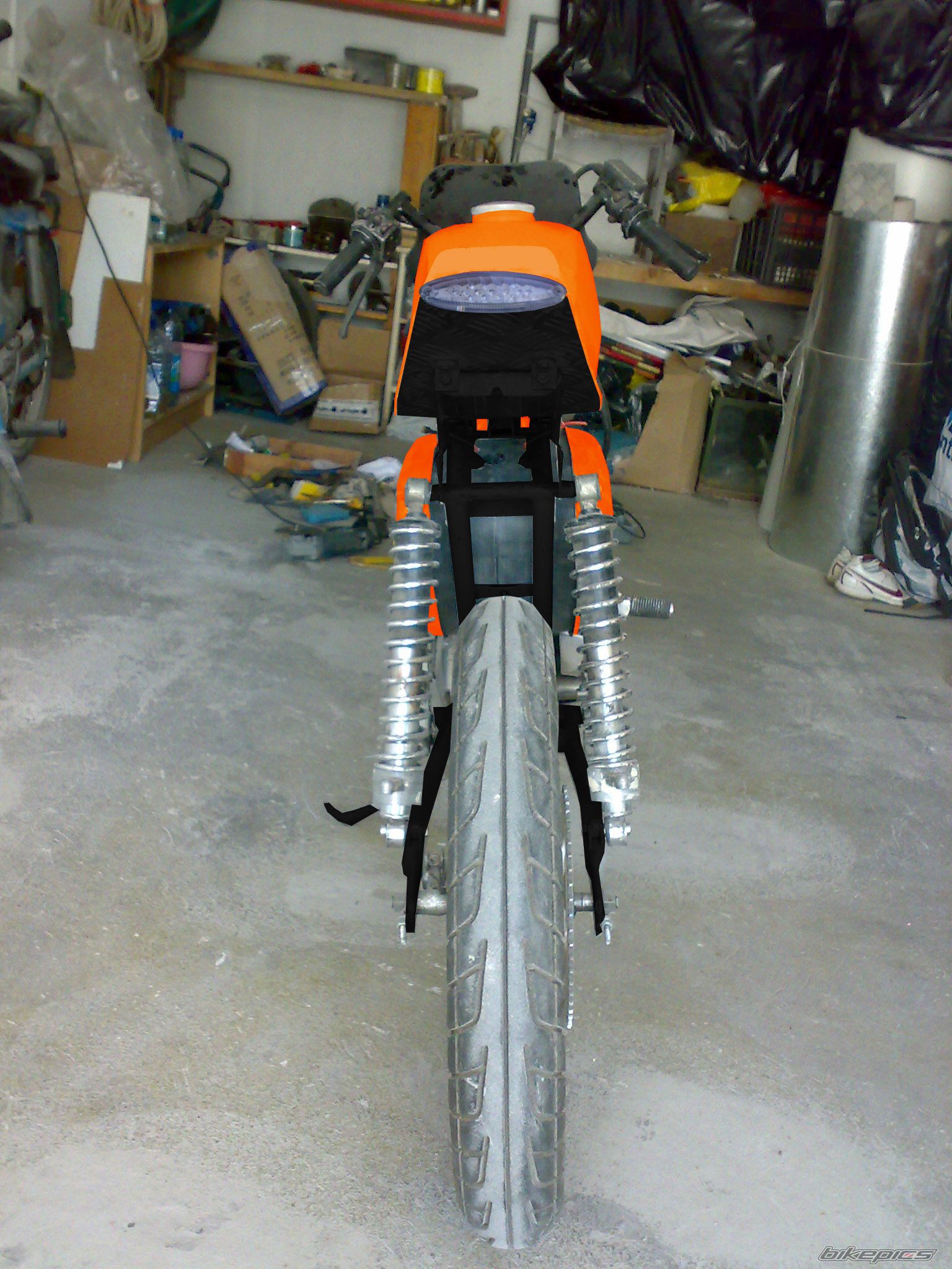 Photo 1853937