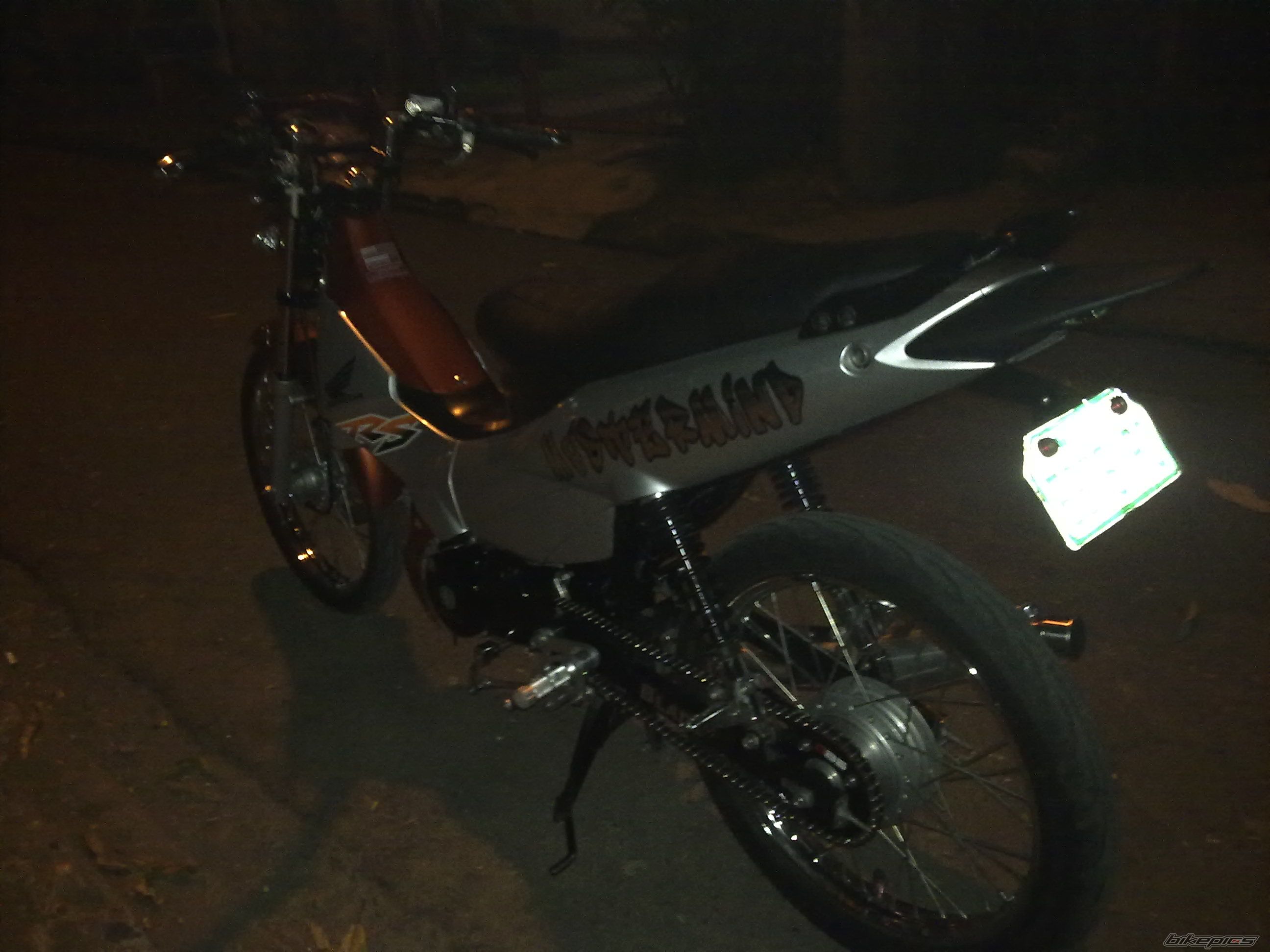 Photo 1853942