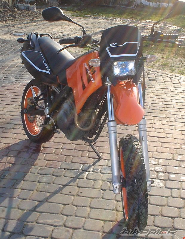 Photo 1854210