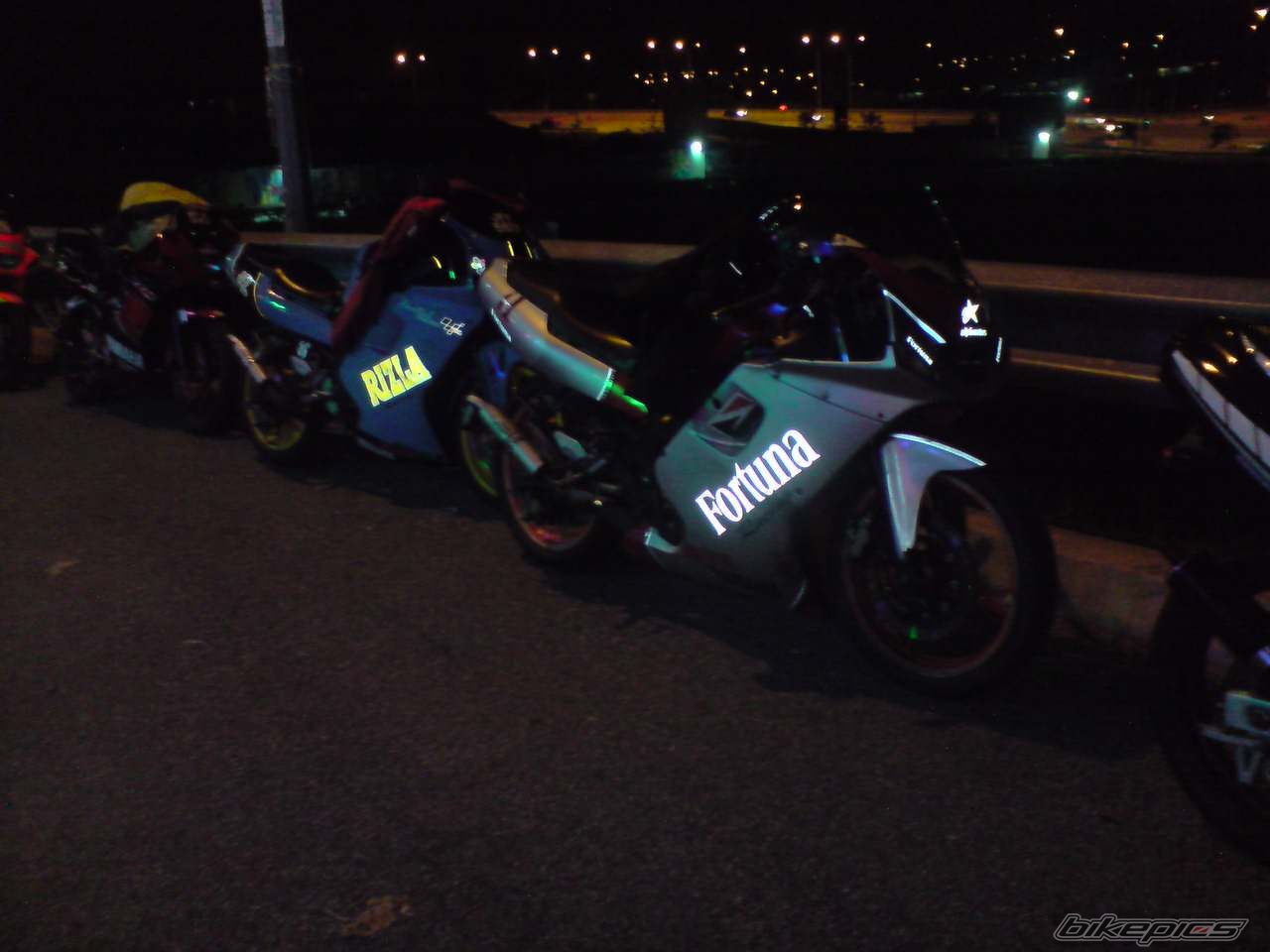 Photo 1854341