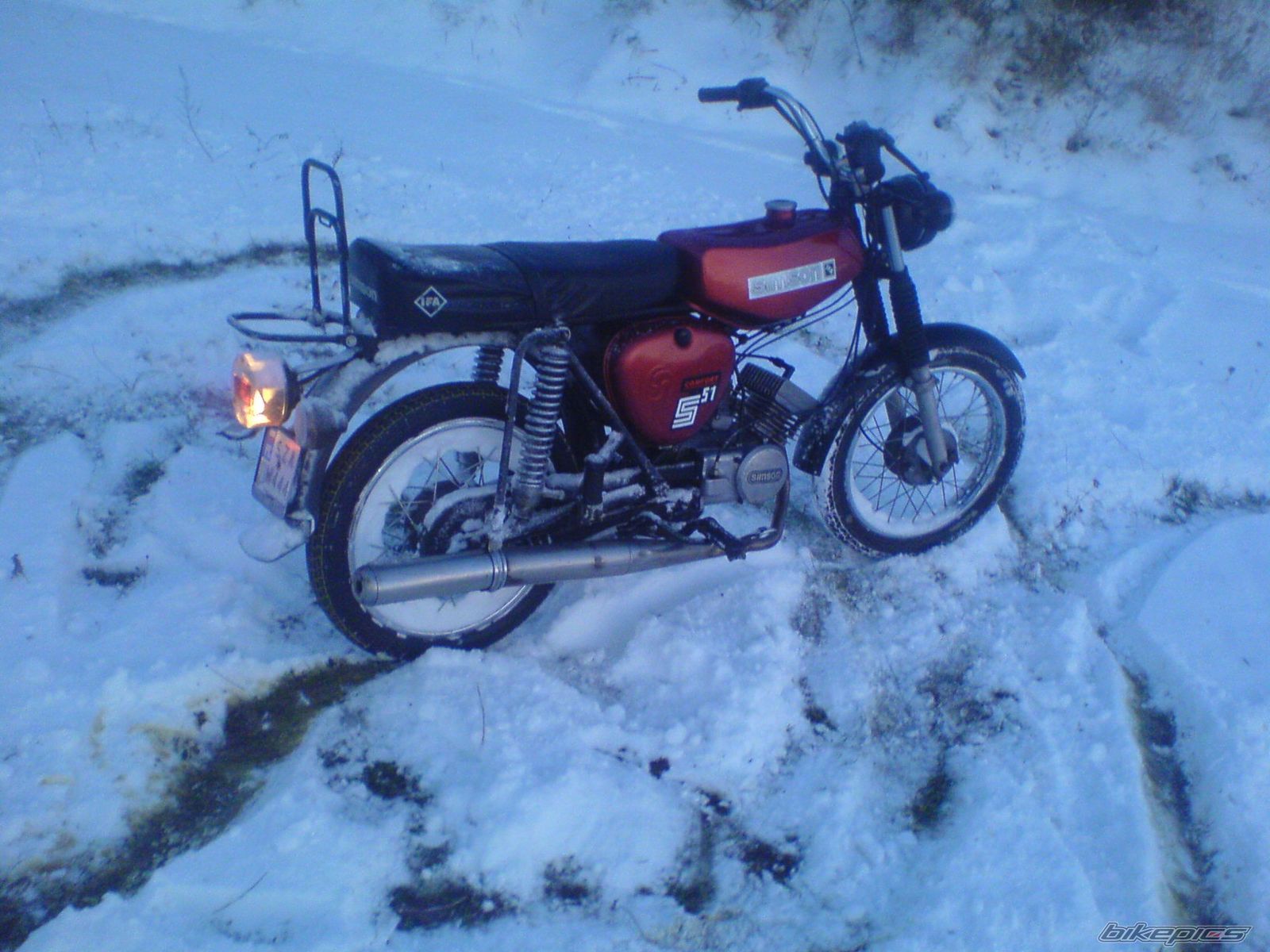 Photo 1854898