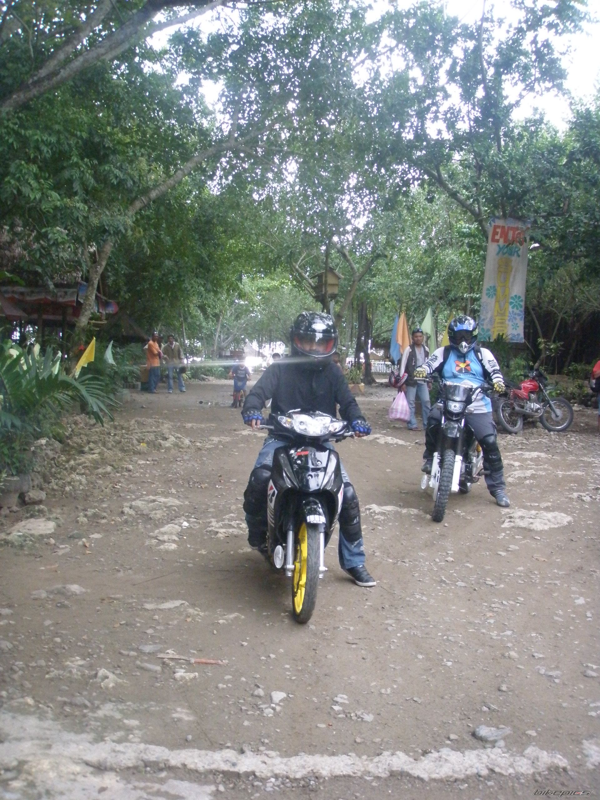 Photo 1855994