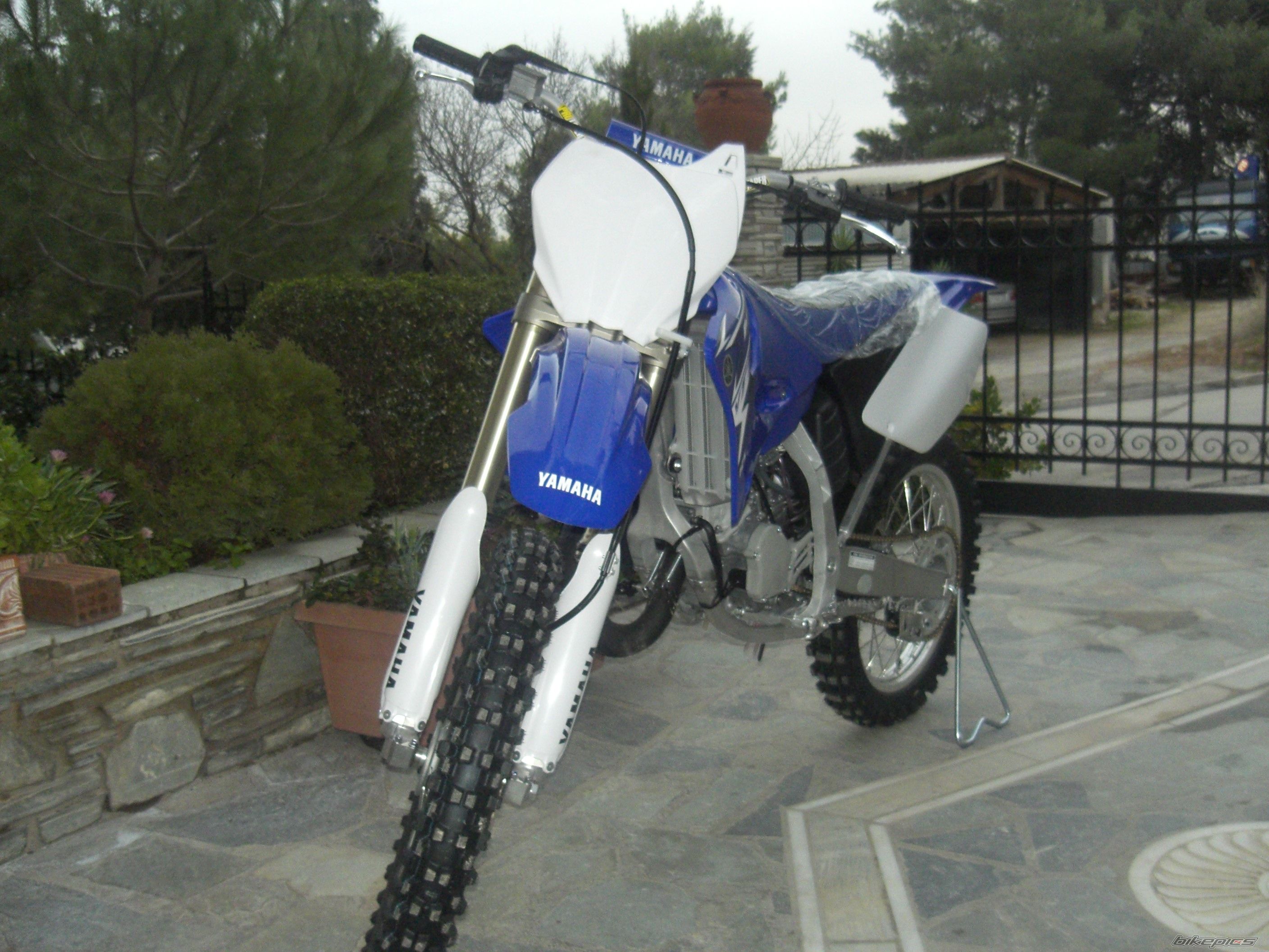 Photo 1856440