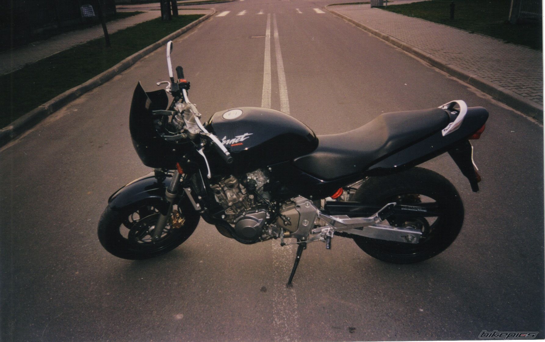 Photo 1856633