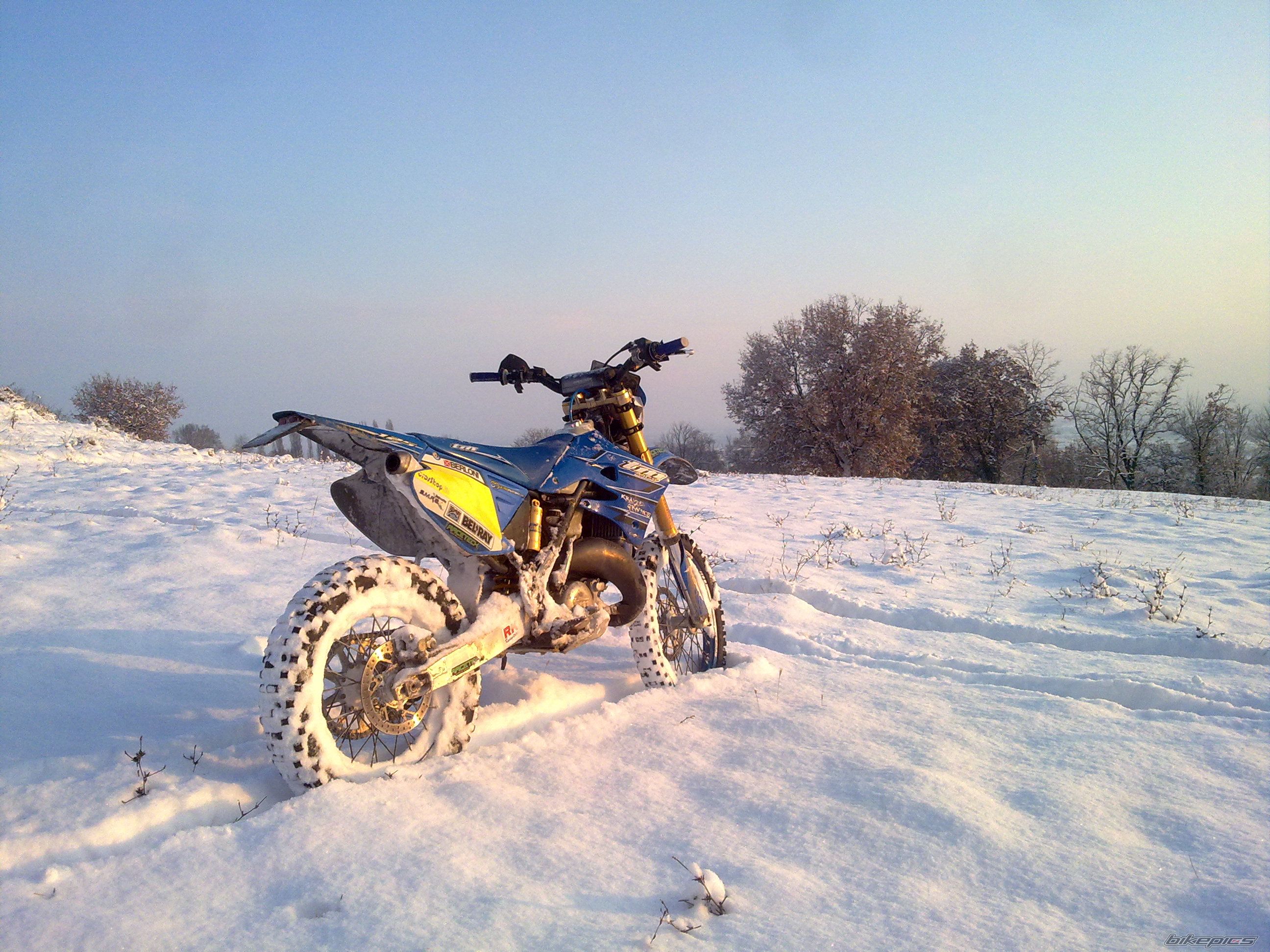 Photo 1856869