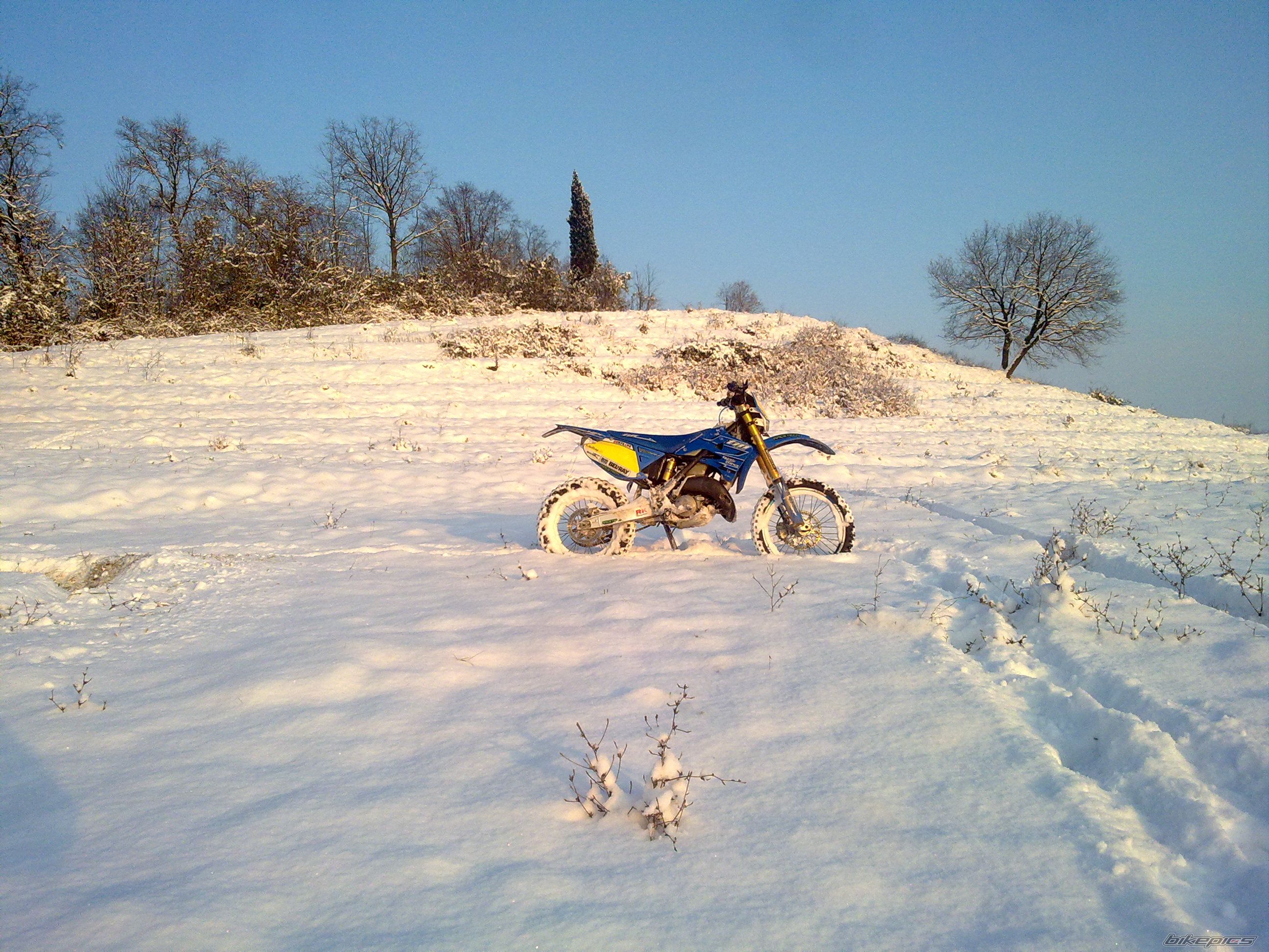 Photo 1856870