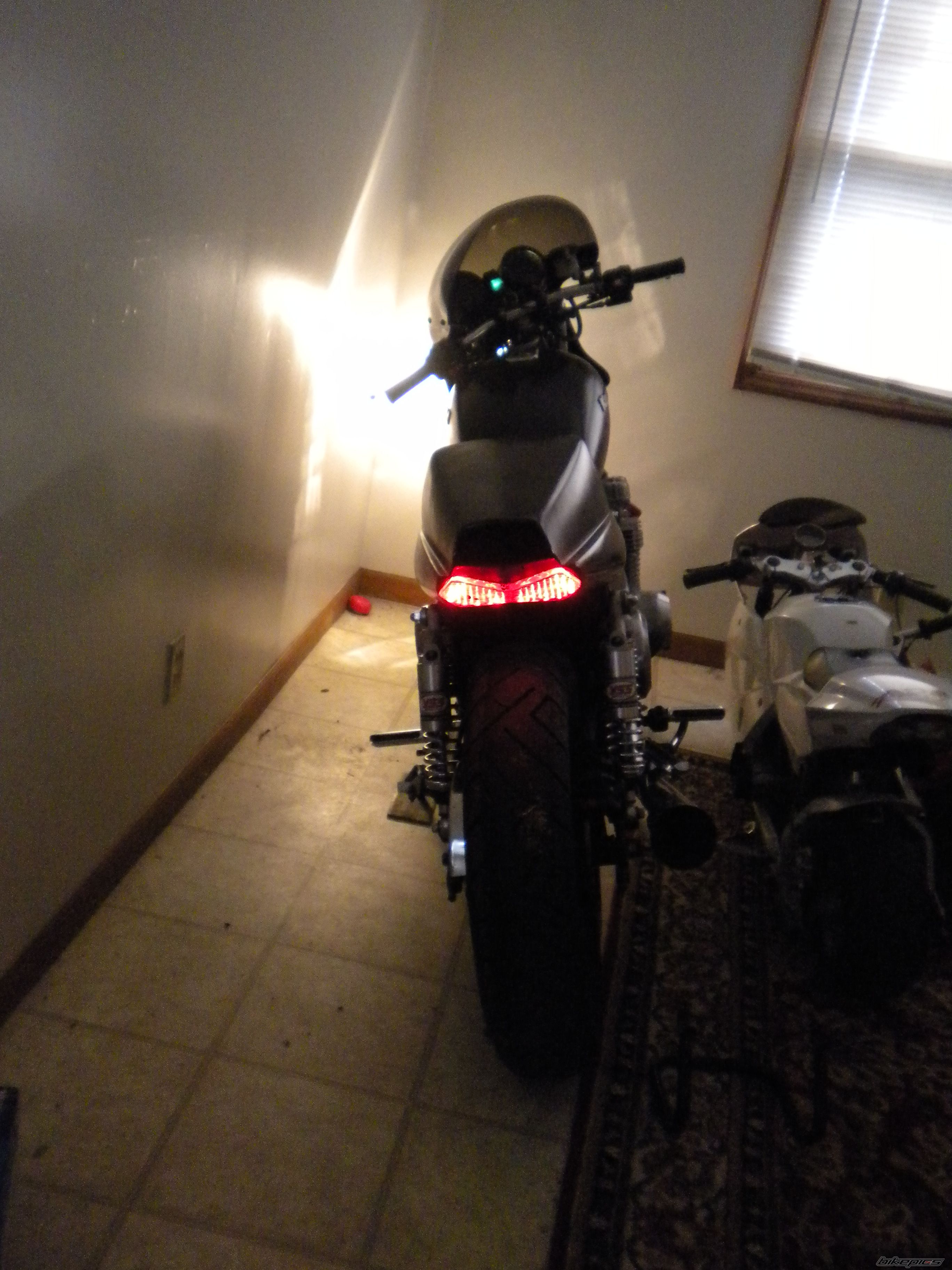 Photo 1857615