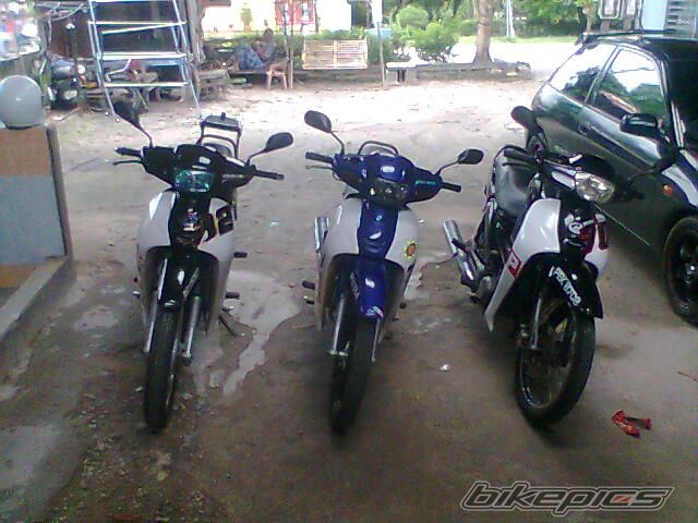 Photo 1858152