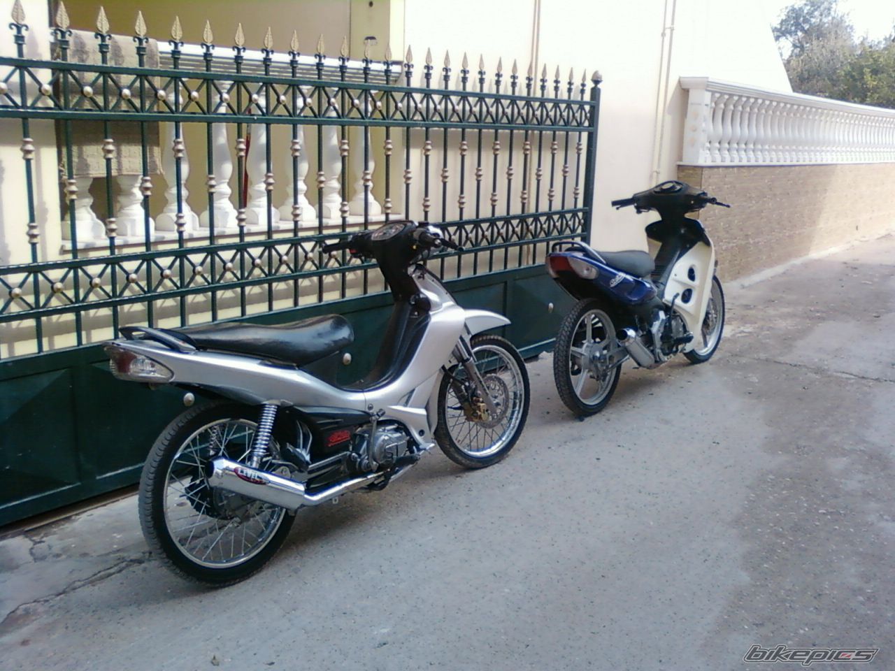 Photo 1858617